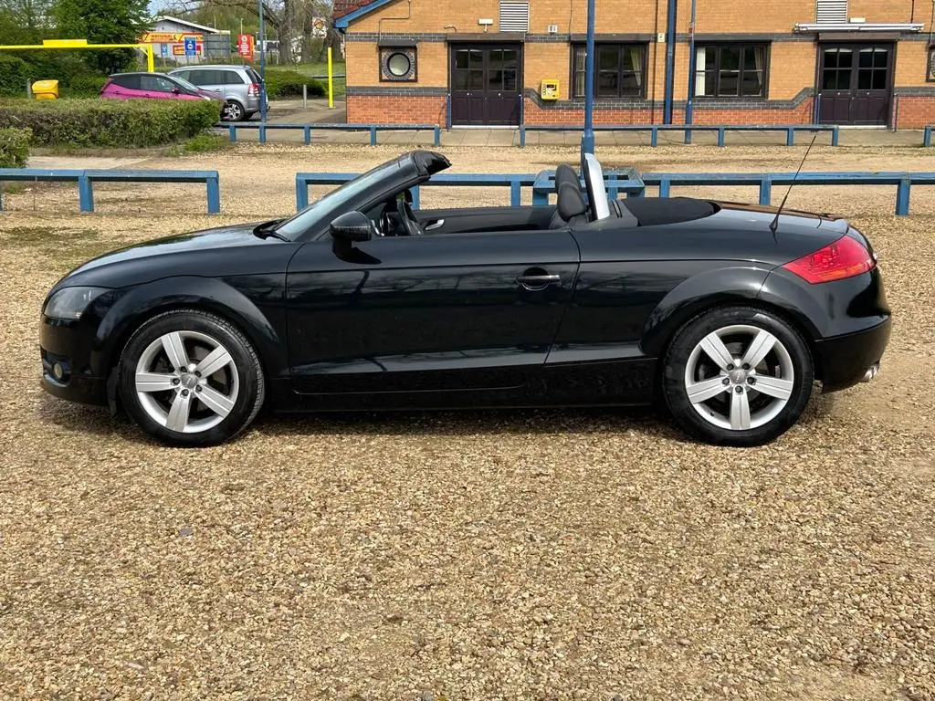 AO58 RVZ Audi TT Roadster