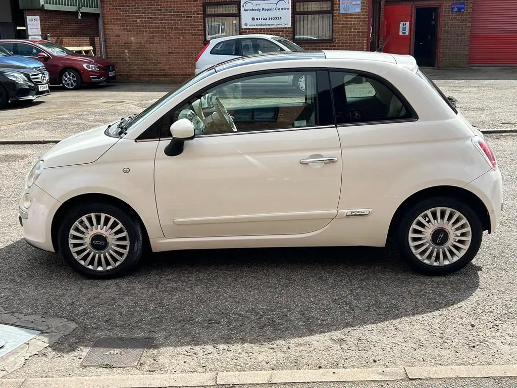 AY59 EOS Fiat 500