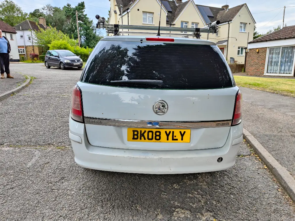 BK08 YLY Vauxhall Astra Van