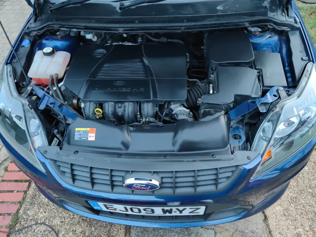 EJ09 WJZ Ford Focus Zetec S 125