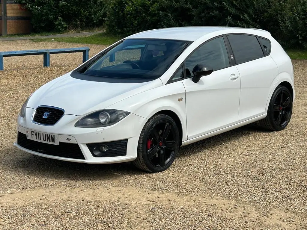 FY11 UNW Seat Leon 2.0 TDI