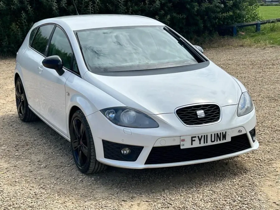 FY11 UNW Seat Leon 2.0 TDI