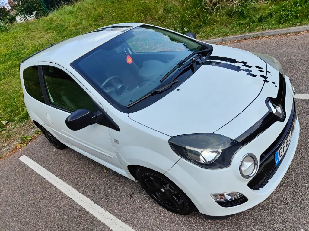 GF53 HWC Renault Twingo Dynamique