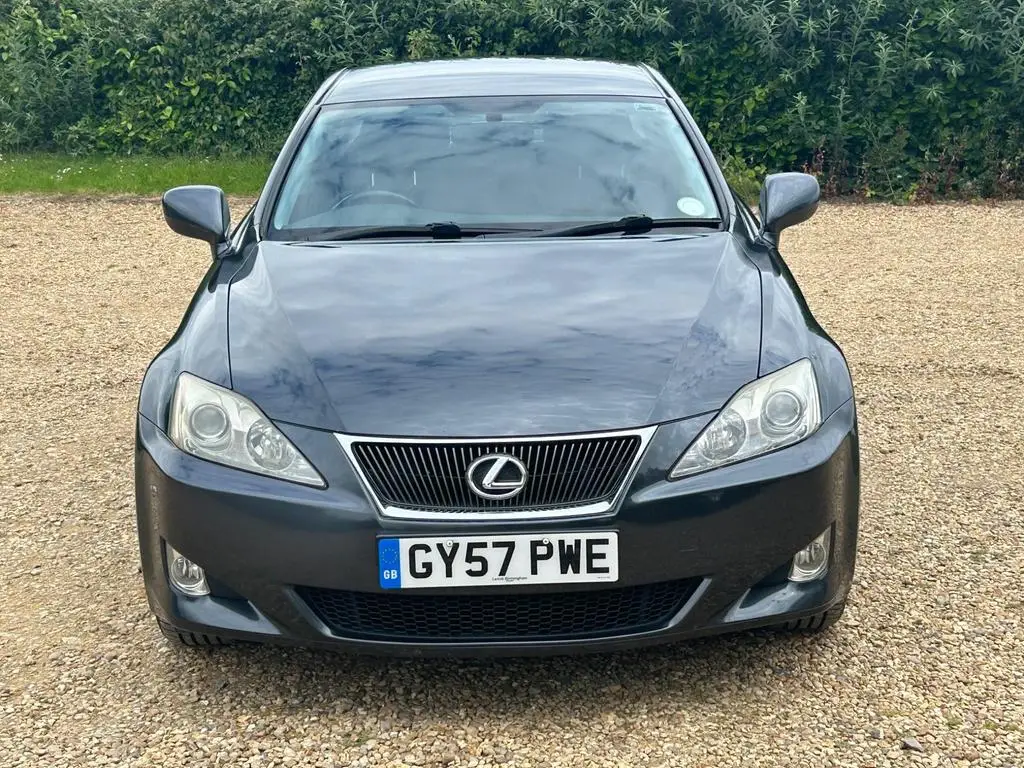 GY57 GWE Lexus IS220 TD