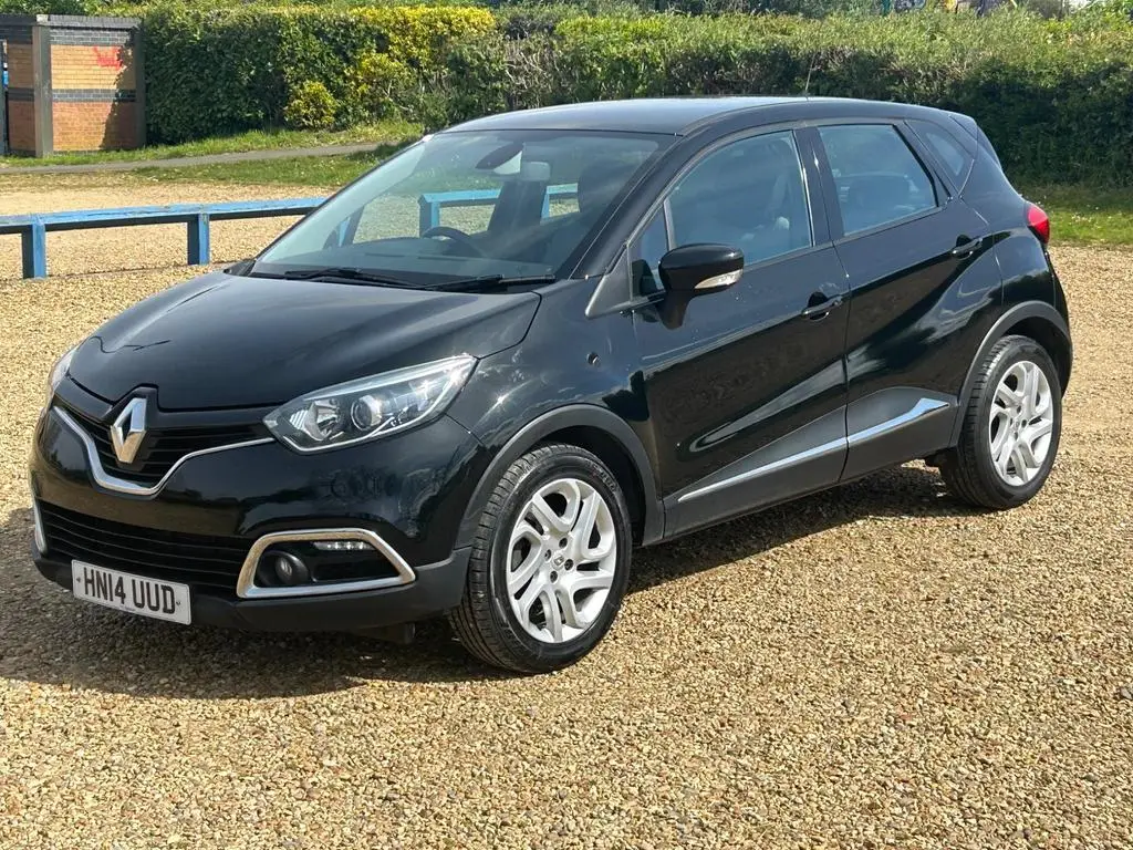 HN14 UUD Renault Captur