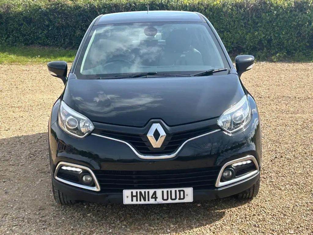 HN14 UUD Renault Captur