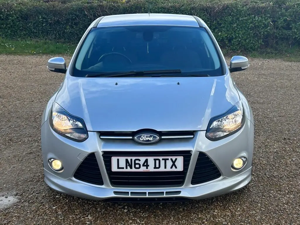 LN64 DTX Ford Focus Titanium