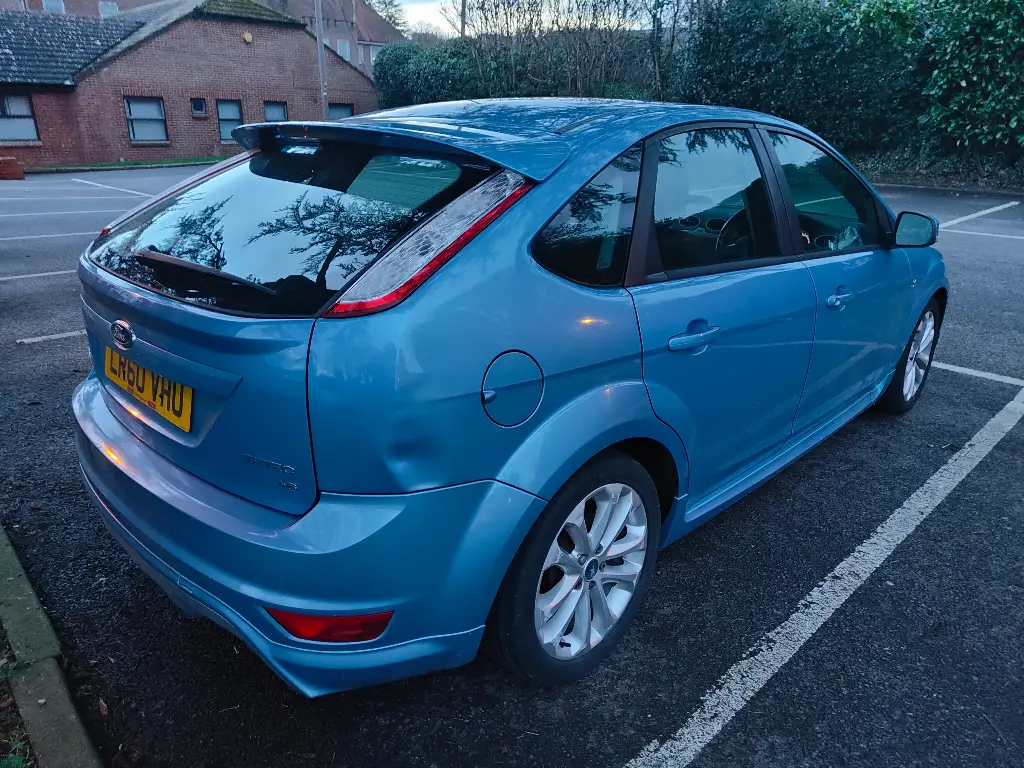 LR60 VHU Ford Focus Zetec S