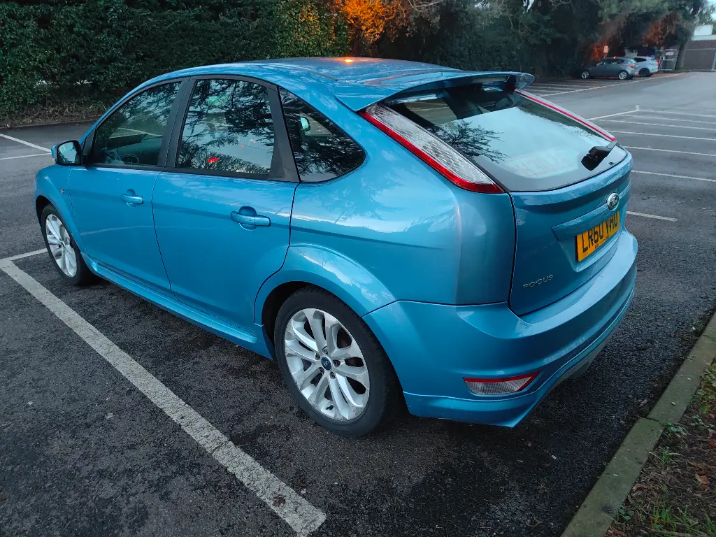 LR60 VHU Ford Focus Zetec S