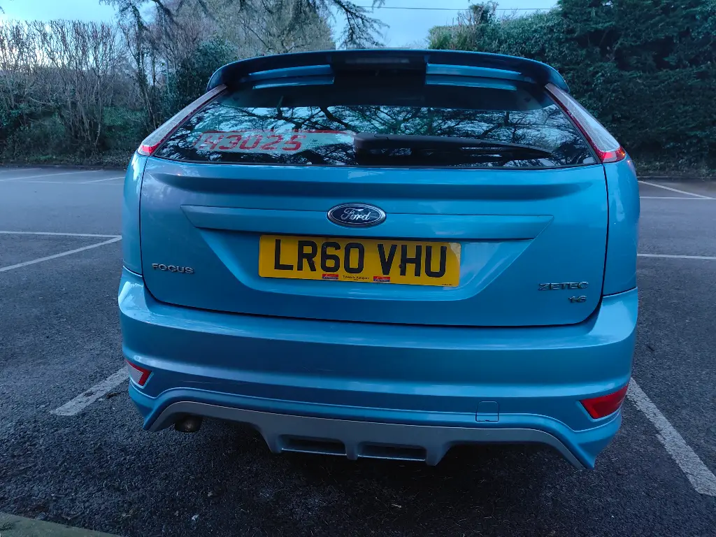 LR60 VHU Ford Focus Zetec S