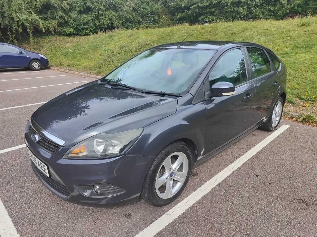 LV08 AEE Ford Focus Zetec 100