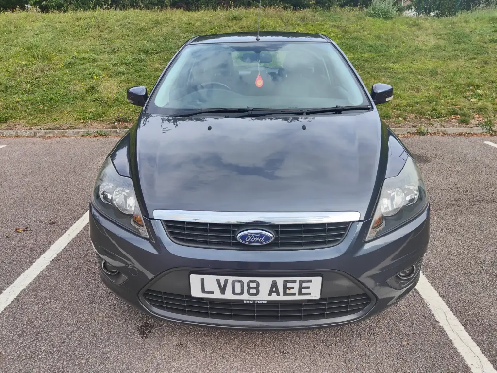 LV08 AEE Ford Focus Zetec 100