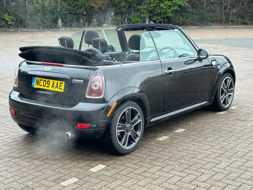 NC09 AAE MINI Convertible