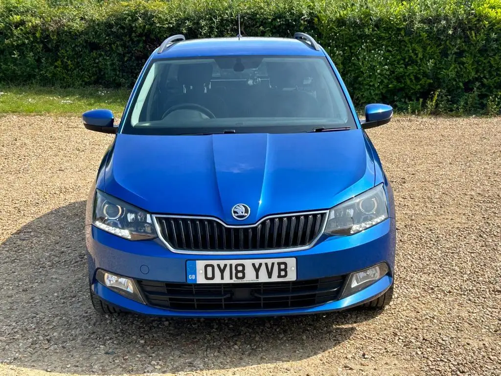 OY18 YVB Skoda Fabia