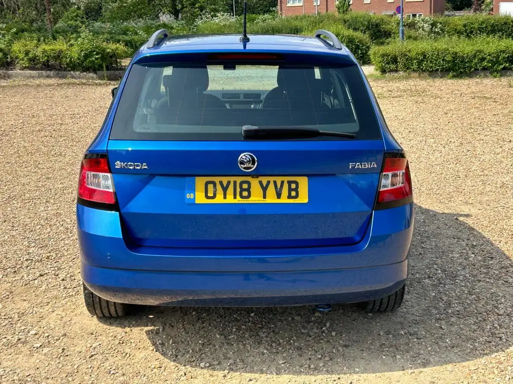 OY18 YVB Skoda Fabia