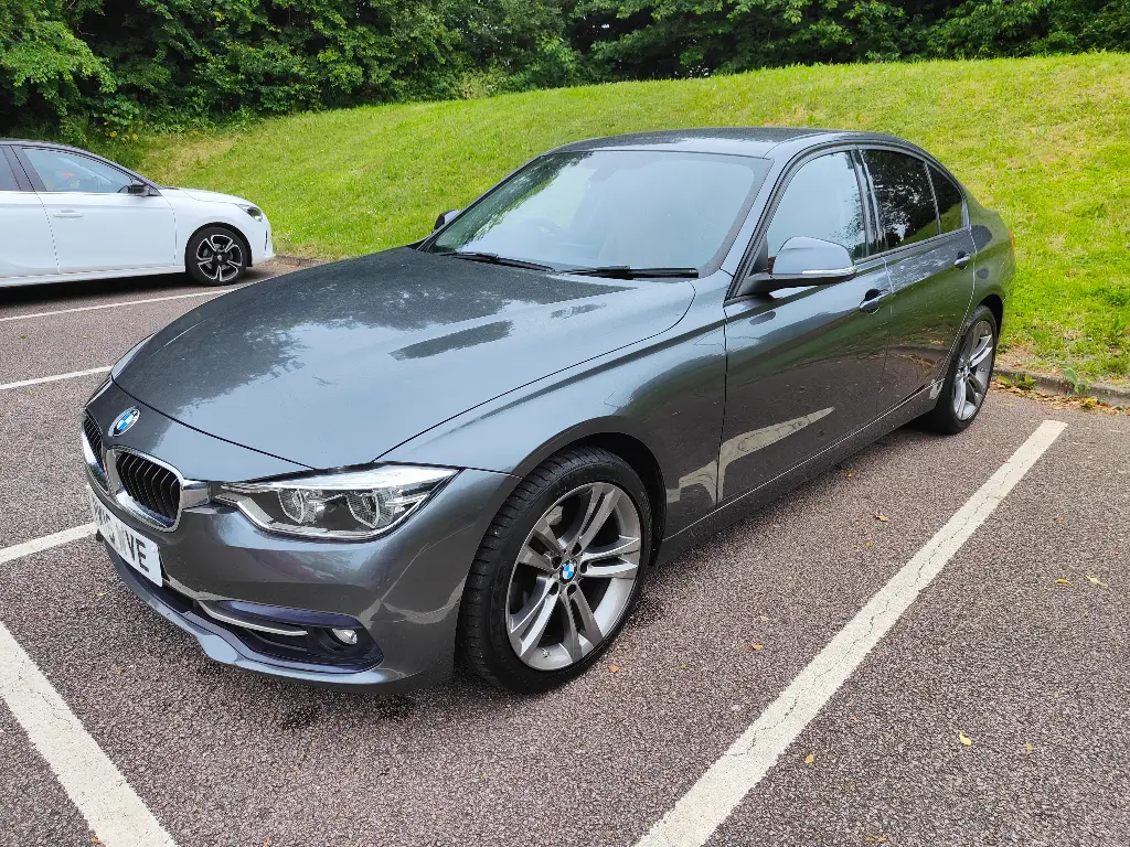 PK16 WVE BMW 320i Sports Auto