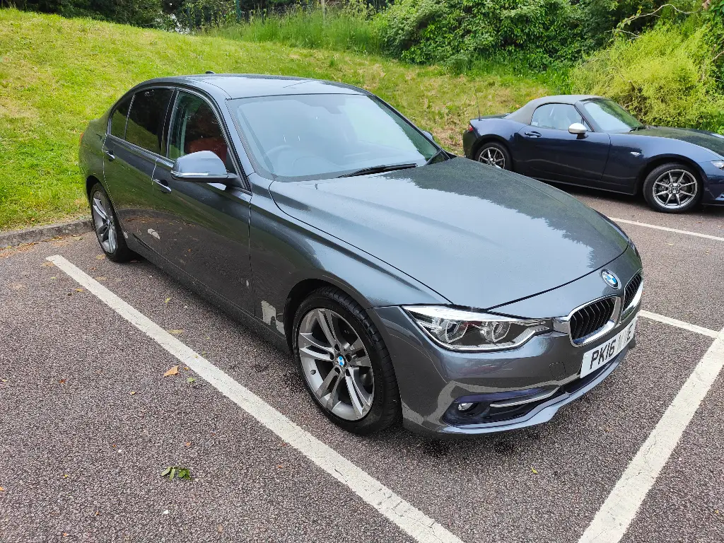 PK16 WVE BMW 320i Sports Auto