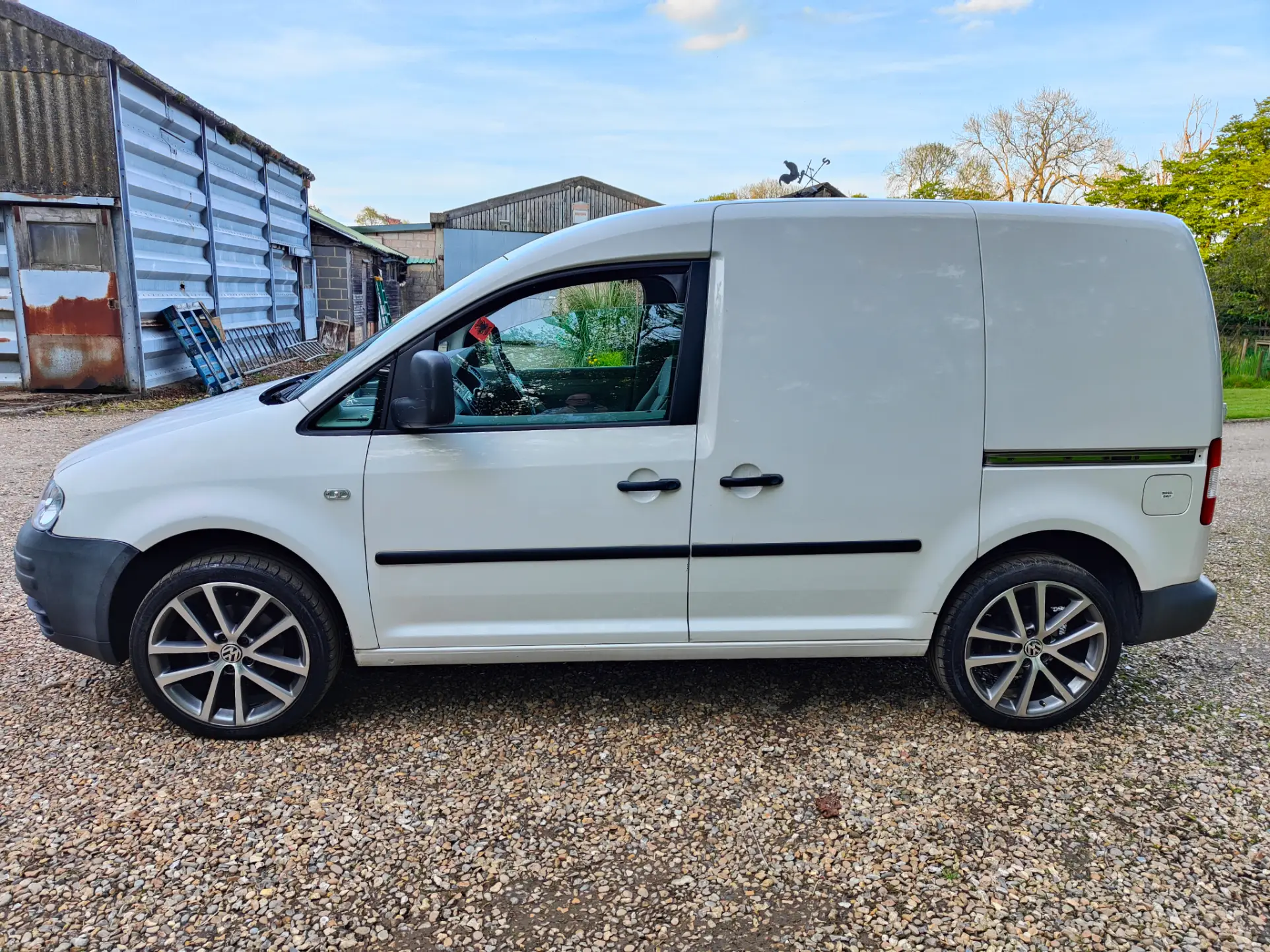 PN56 GFE VW Caddy Van