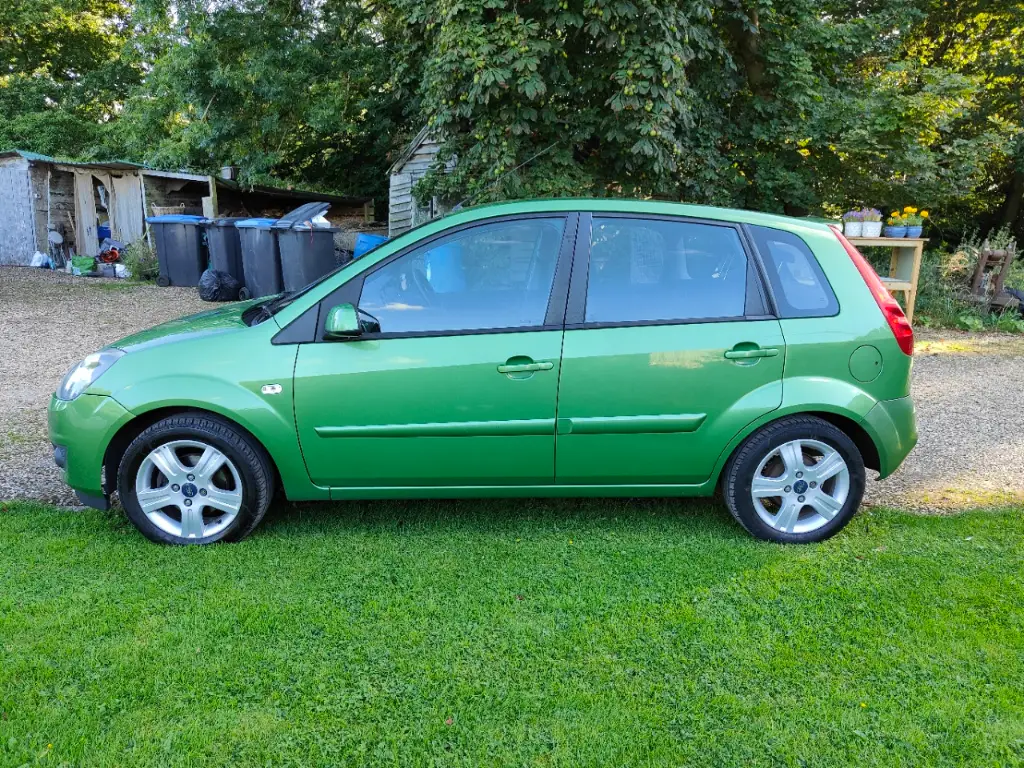 RA07 RUH Ford Fiesta 1.25 Zetec Climate