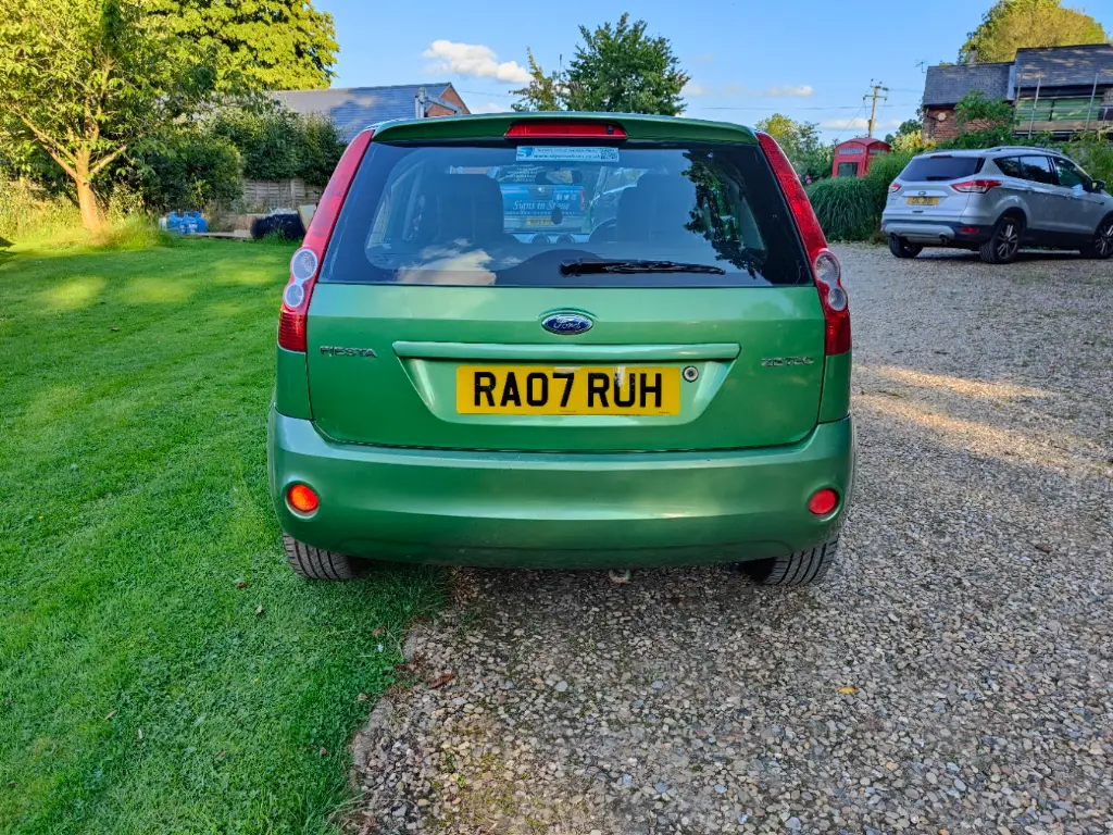 RA07 RUH Ford Fiesta 1.25 Zetec Climate