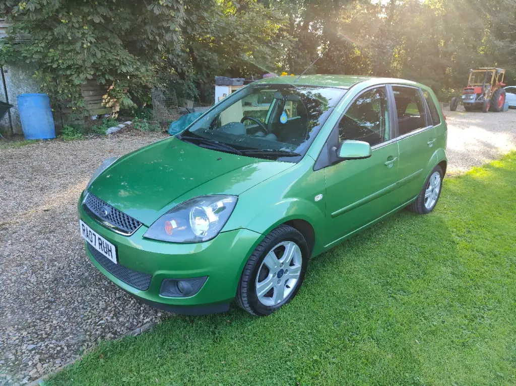 RA07 RUH Ford Fiesta 1.25 Zetec Climate