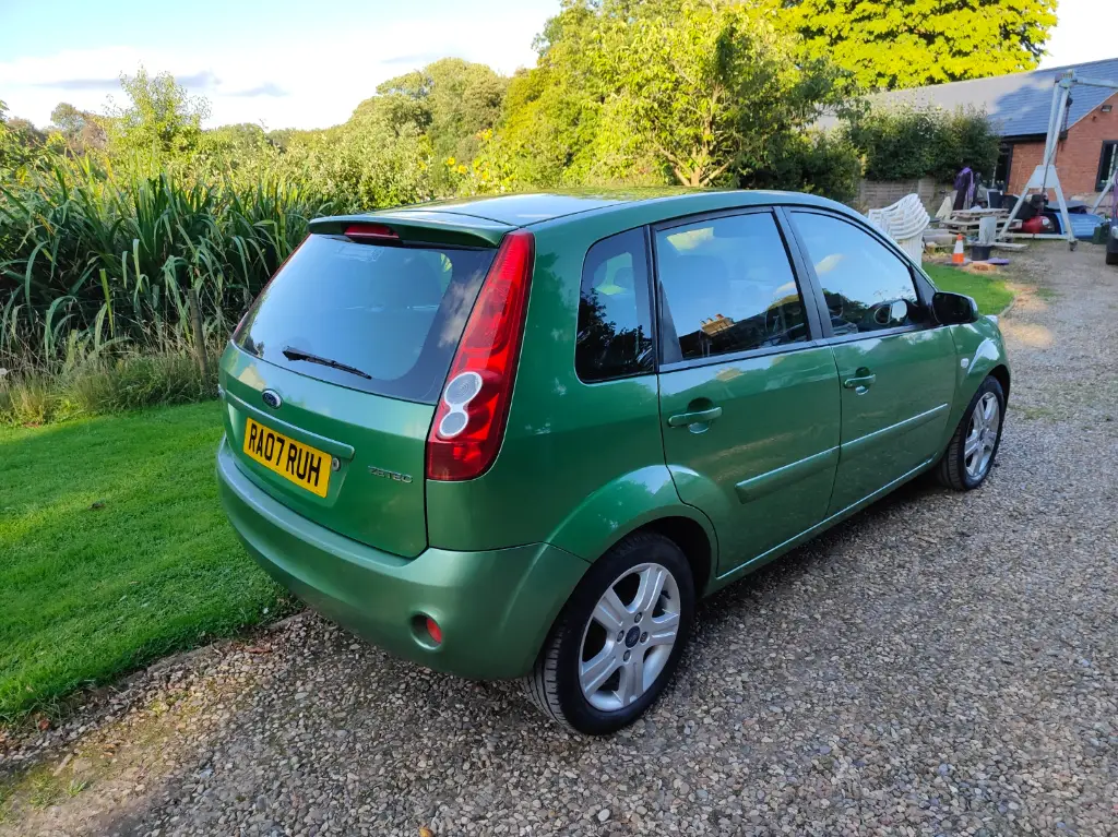 RA07 RUH Ford Fiesta 1.25 Zetec Climate