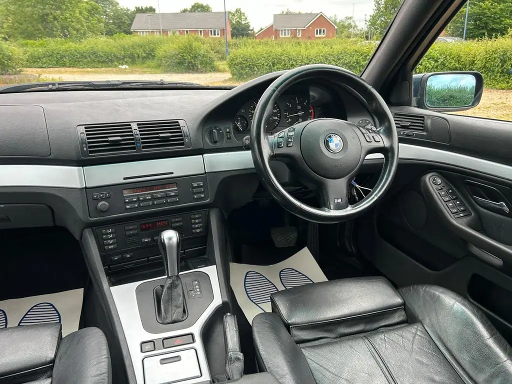 RA52 RZH BMW 530d