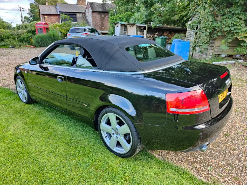 VE07 GSZ Audi A4 S-Line Cabriolet