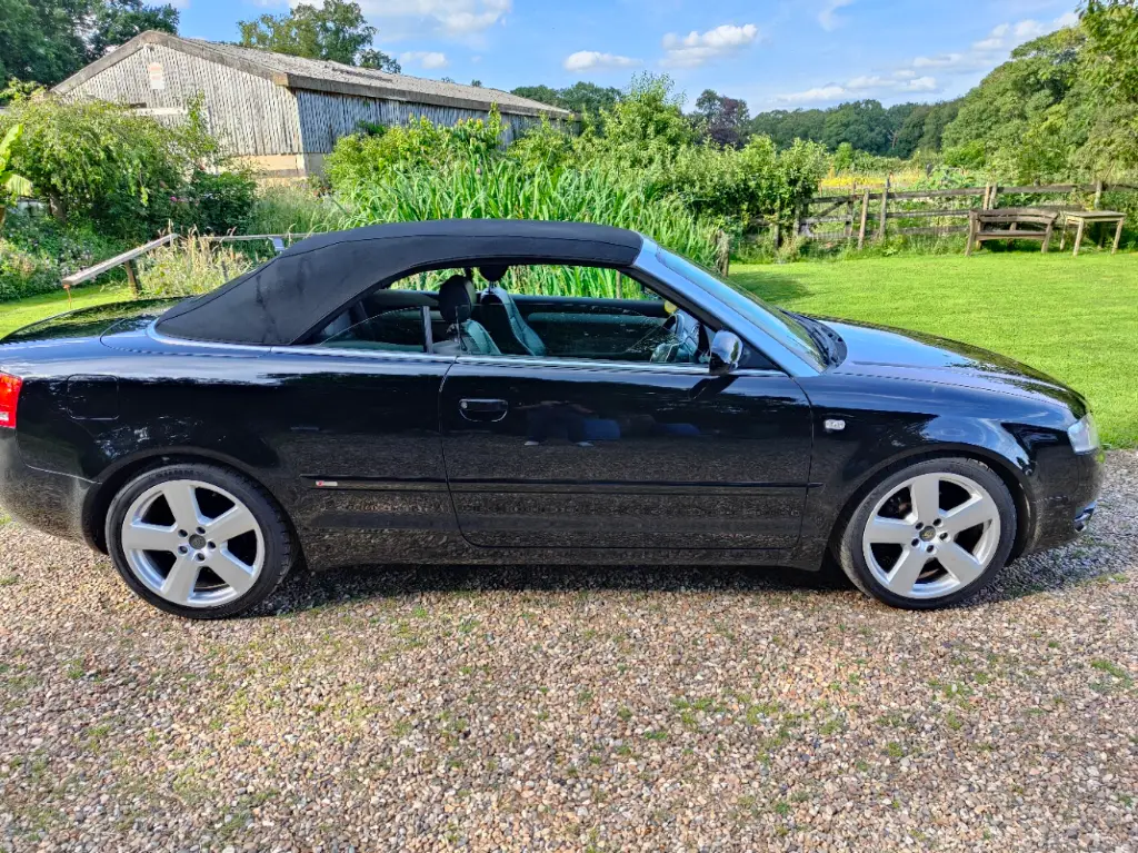 VE07 GSZ Audi A4 S-Line Cabriolet