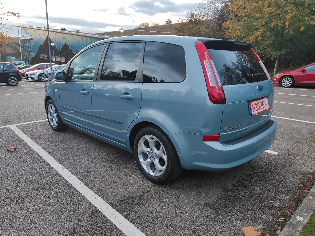 YE08 LSL Ford C-Max Zetec